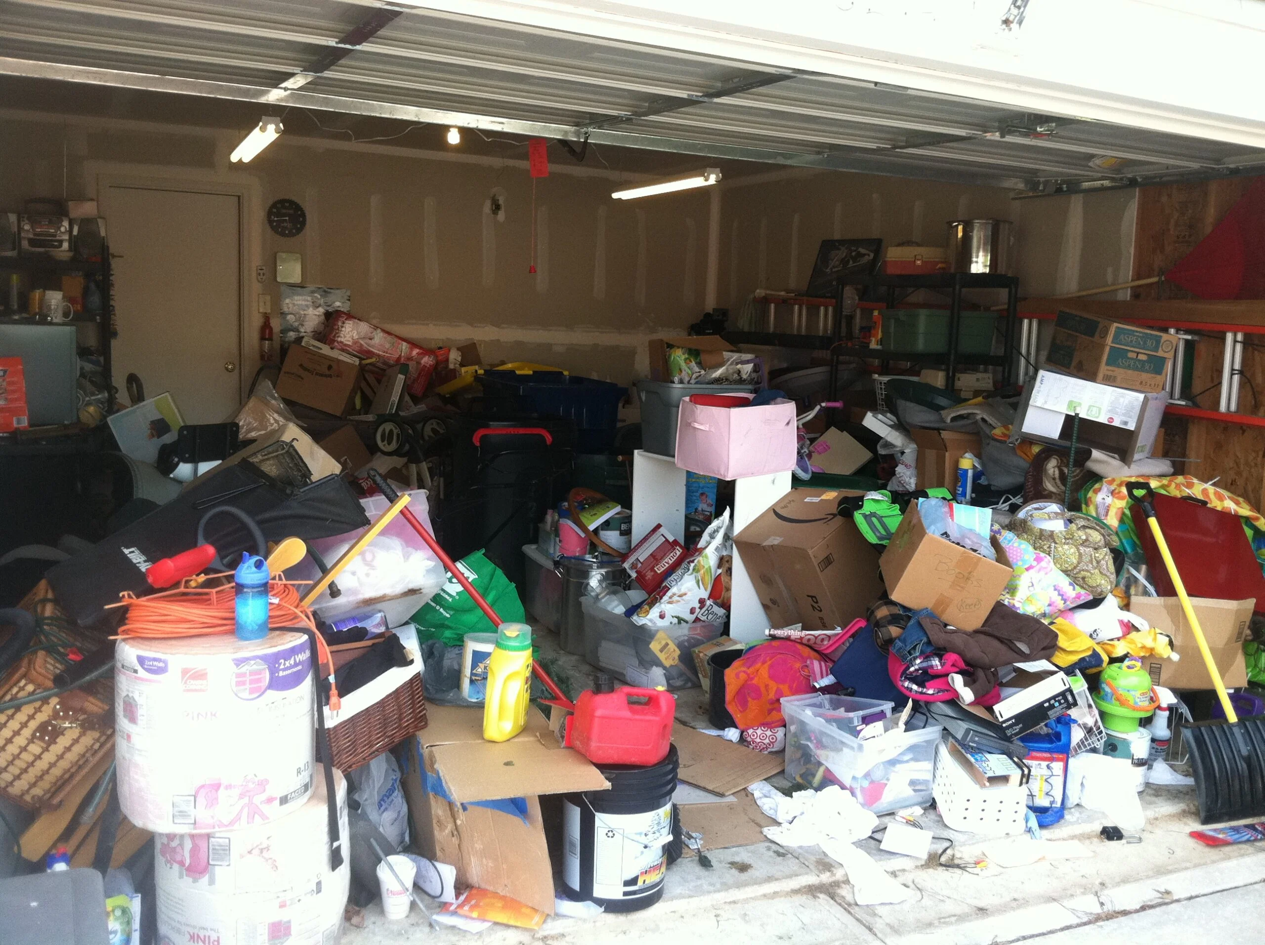 garage hoarding